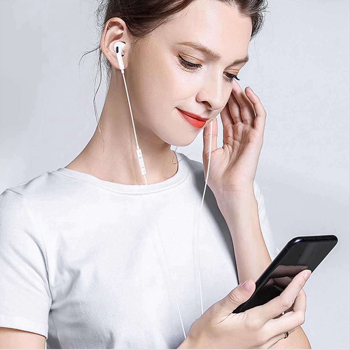 【Tech Accessories】 Headphone C - Mobile Tech Accessories 评论和价格
